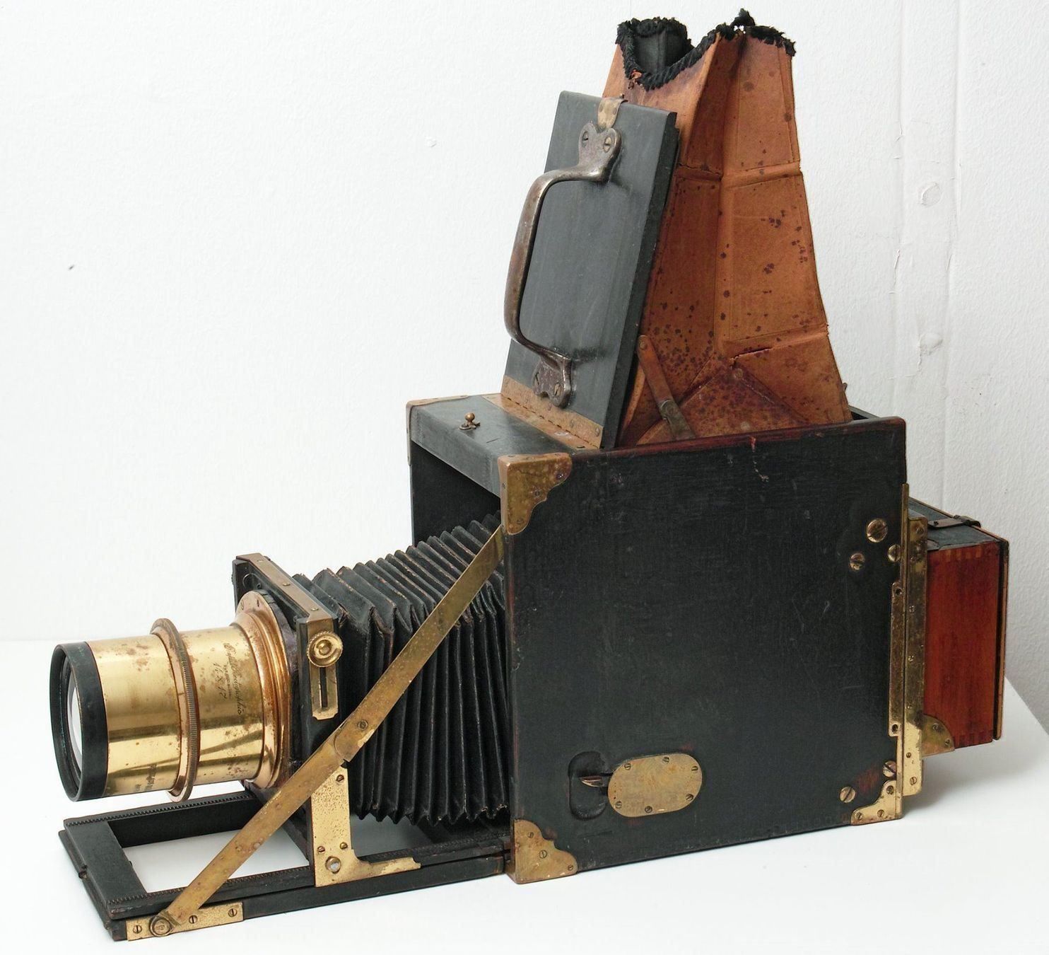 Fotocamera: Folmer & Schwing Graflex RB & Gundlach – Difettoso da Lausanne venduto da asdyx 1
