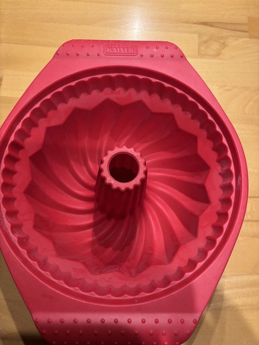 Kaiser Teglie da forno: Silikon Backform Gugelhopfform – Usato da Lauwil venduto da Turbo-Schnecke 1
