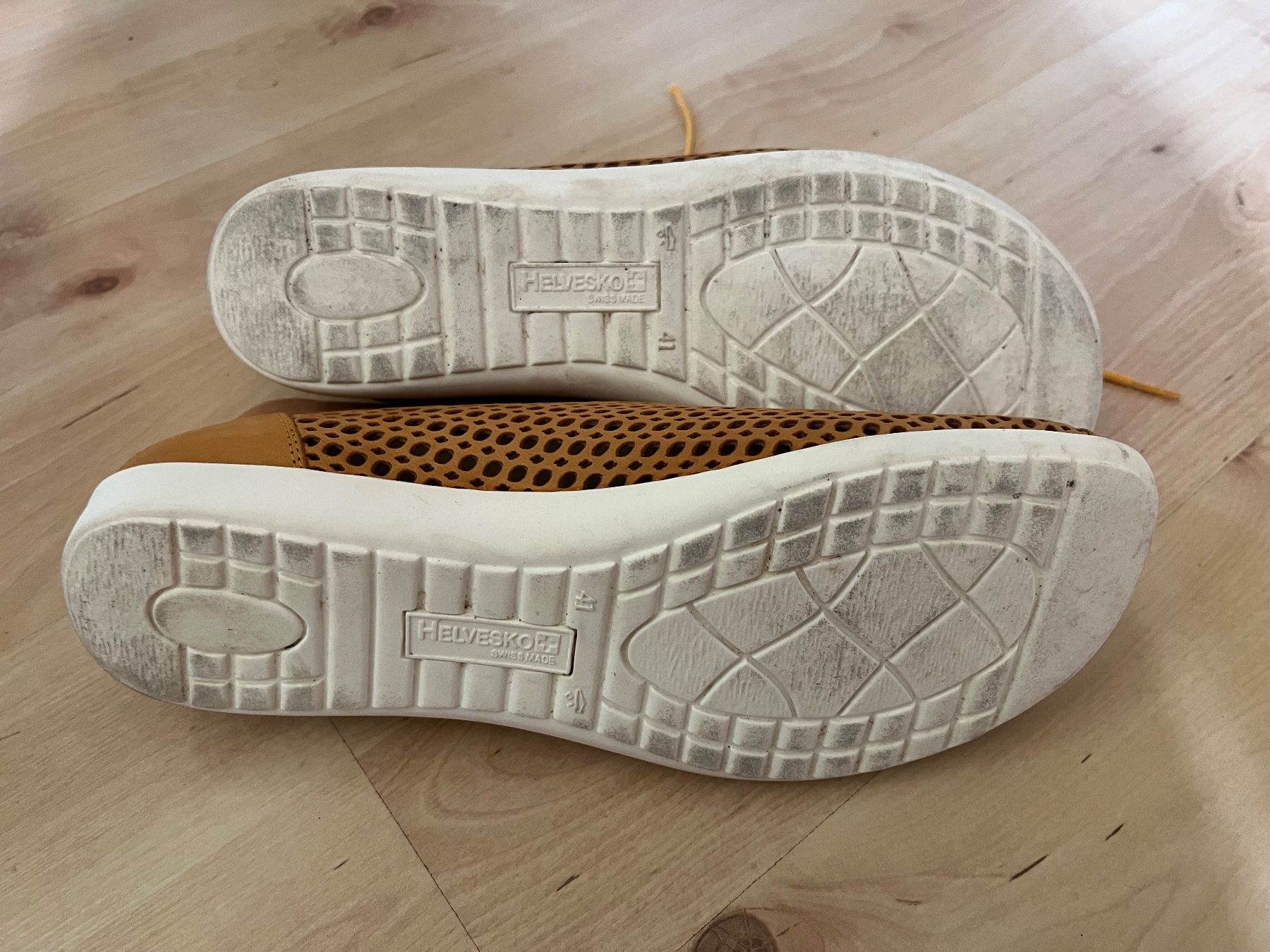 Helvesko Scarpe da donna: Schuh Damen Helvesko Gr 41 – Usato da Schwanden GL venduto da Leemueller 5