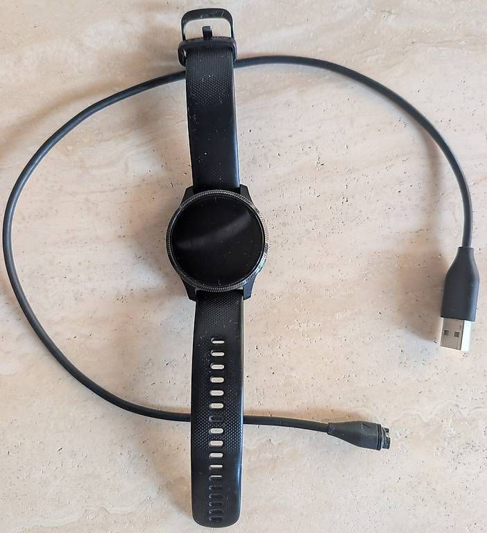 Garmin Montres: Montre connectée Garmin Venu – D'occasion à Courtepin par Titus57
