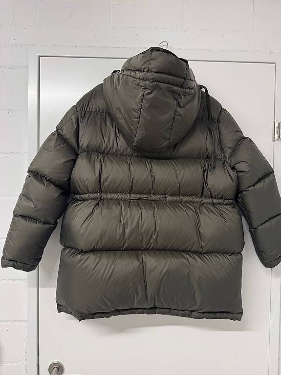 Giacche: Acne Studios Daunenjacke – Usato da Wil SG venduto da Elbl 1