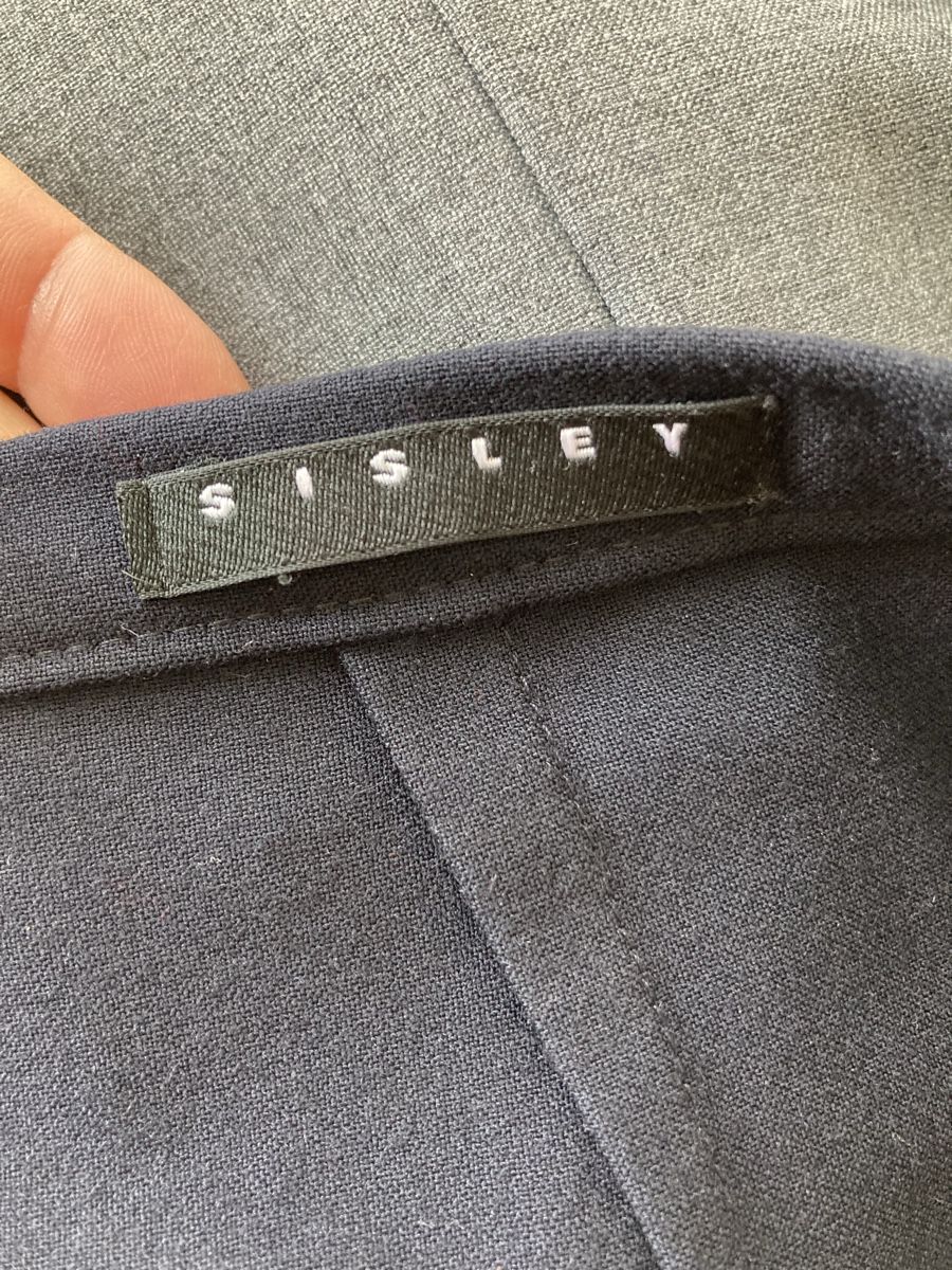 Sisley Gonne: Sisley Rock, schwarz, Gr. 36 – Nuovo (secondo la descrizione) da Schlieren venduto da cotopaxi06 2