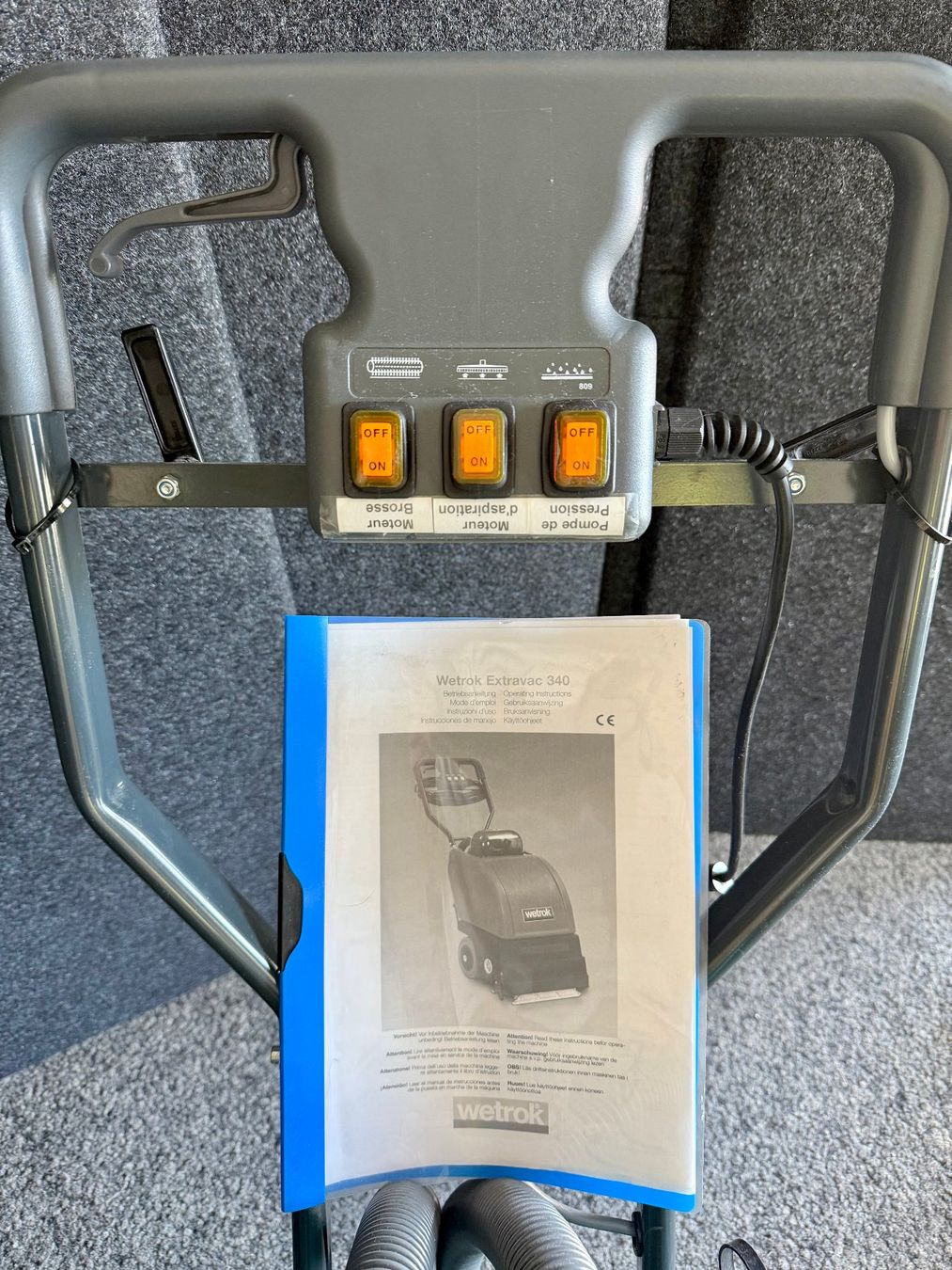 Wetrok Tutte le macchine: Machine injection-extraction Wetrok Extravac – Usato da Savigny venduto da studiocartepostale 3