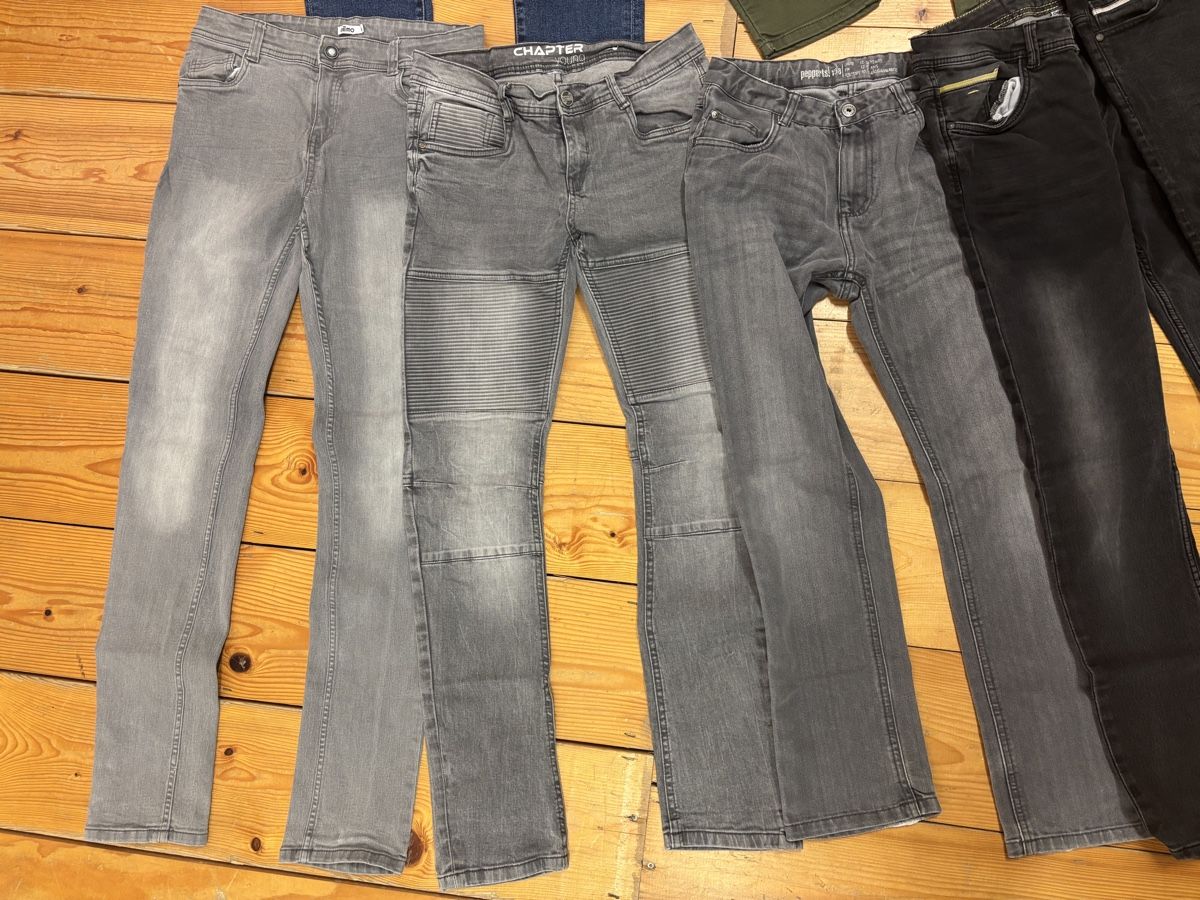 Lotti & Set di vestiti: Kleiderpaket Jungs, Grösse 164-S – Usato da Büren an der Aare venduto da Nikito2001 4