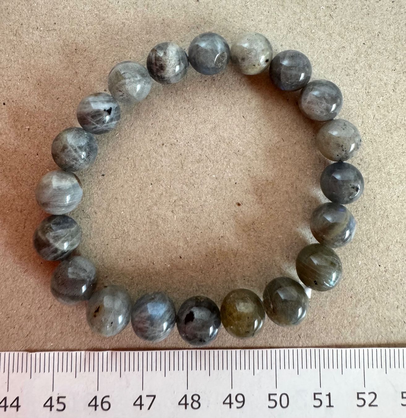 Armbänder & -reifen: Labradorit  Armband.   elast    TOP!!!  10mm   interessant – Neu und originalverpackt aus Leuggern von gemshow 2