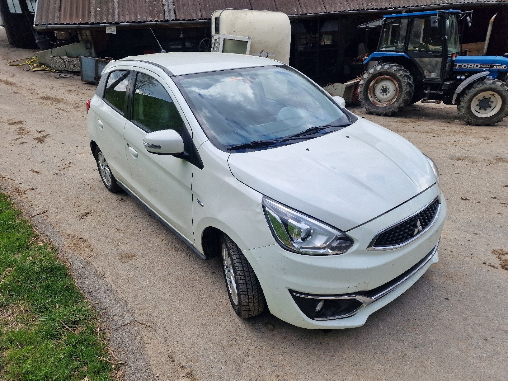 Mitsubishi Autos: Mitsubishi Space Star – Défectueux à Menznau par CS1.6 1