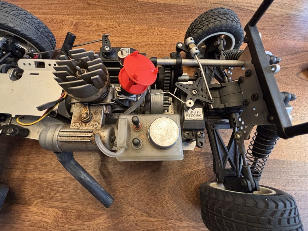 Kyosho RS 200 RC Modell 1:10 Benzin (D'occasion) à Oberweningen