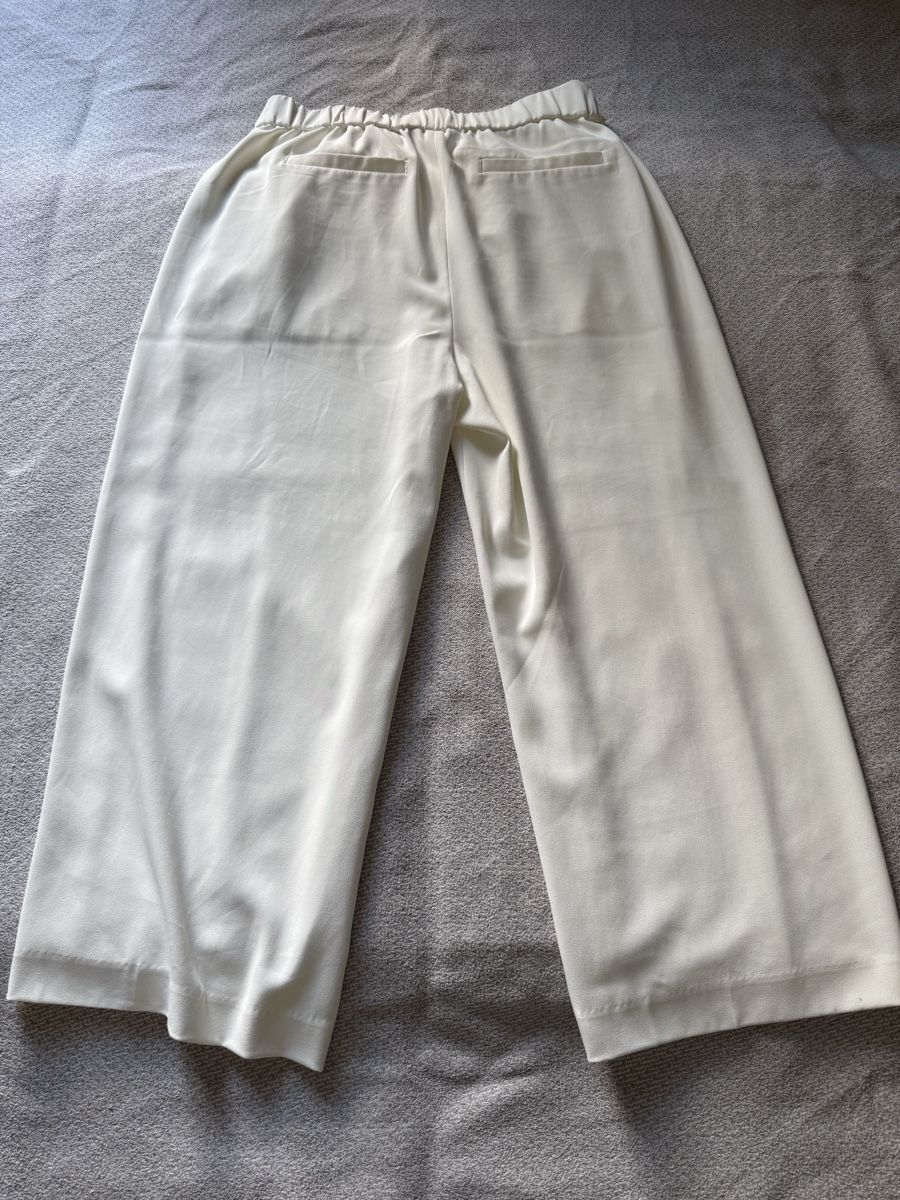 H&M Pantaloni: 7/8 Hose von H&M, L – Usato da Ermatingen venduto da anj_9bm5 1