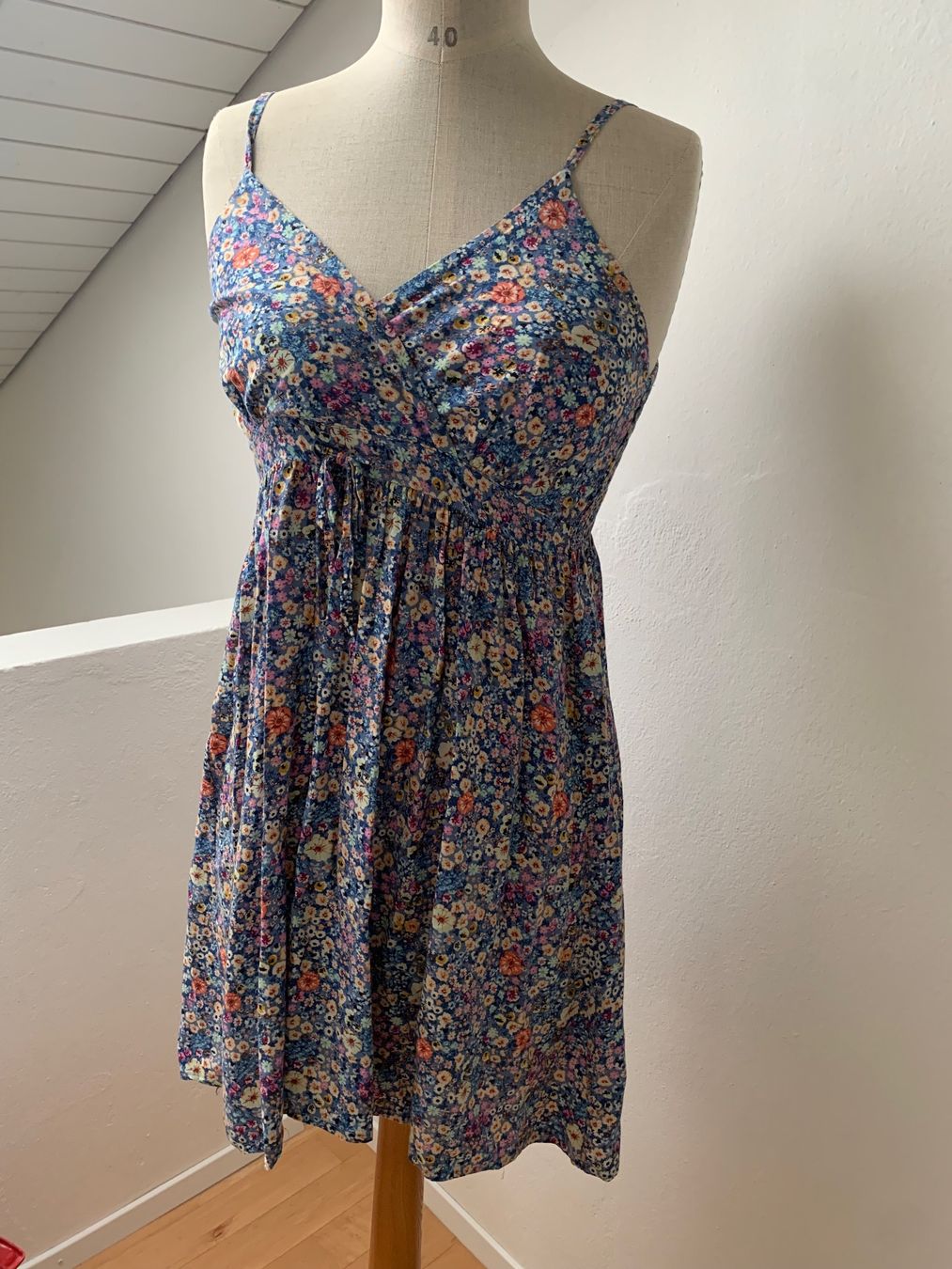 Kleider: Sommerkleid – Gebraucht aus Ennetbaden von usemiste