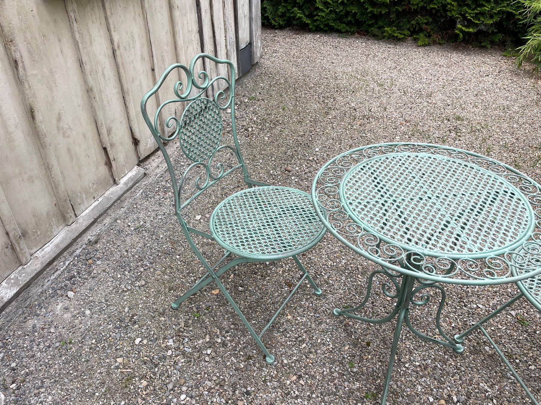 Set de table et chaises: Gartentischli mit 2 Stühlen – D'occasion à Flawil par Naphtali 1