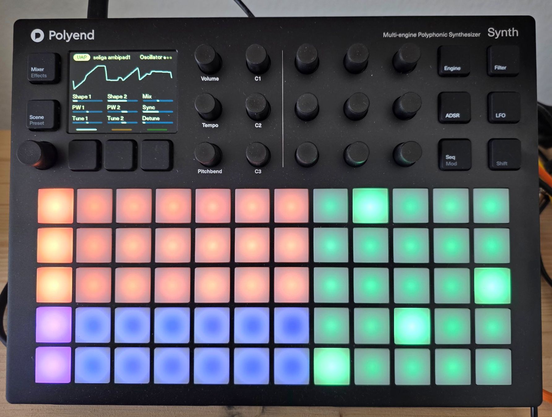 Strumenti musicali: Polyend Synth, 3 fach Synthesizer – Usato da dietikon venduto da Pfann1