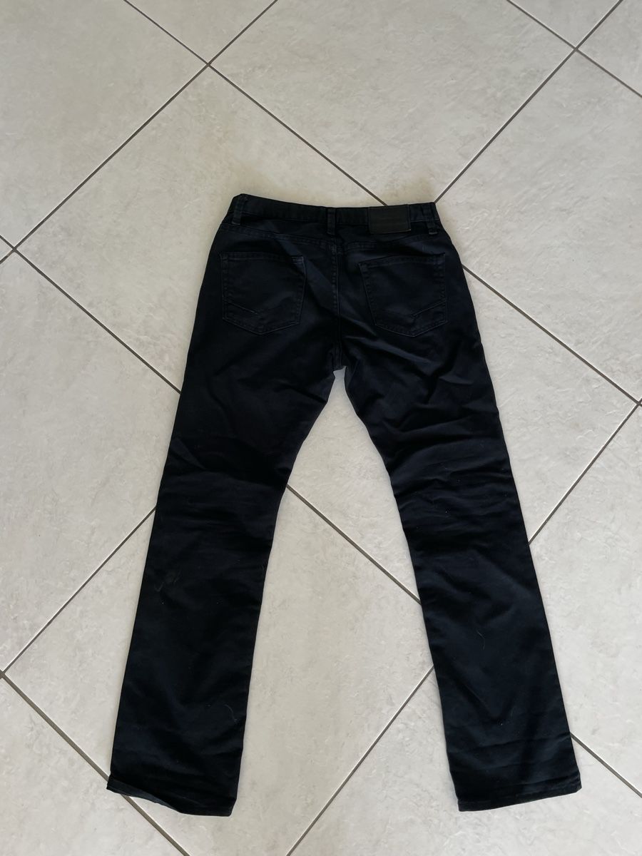 Pantaloni: Pantalon Vans en taille 30 – Usato da Colombier NE venduto da thomasarquint 1