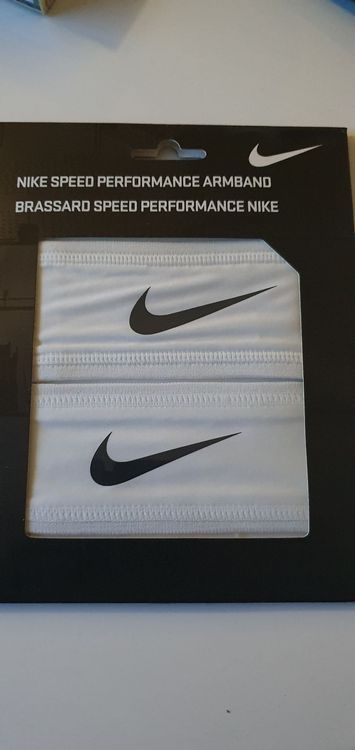 Nike speed performance store armband