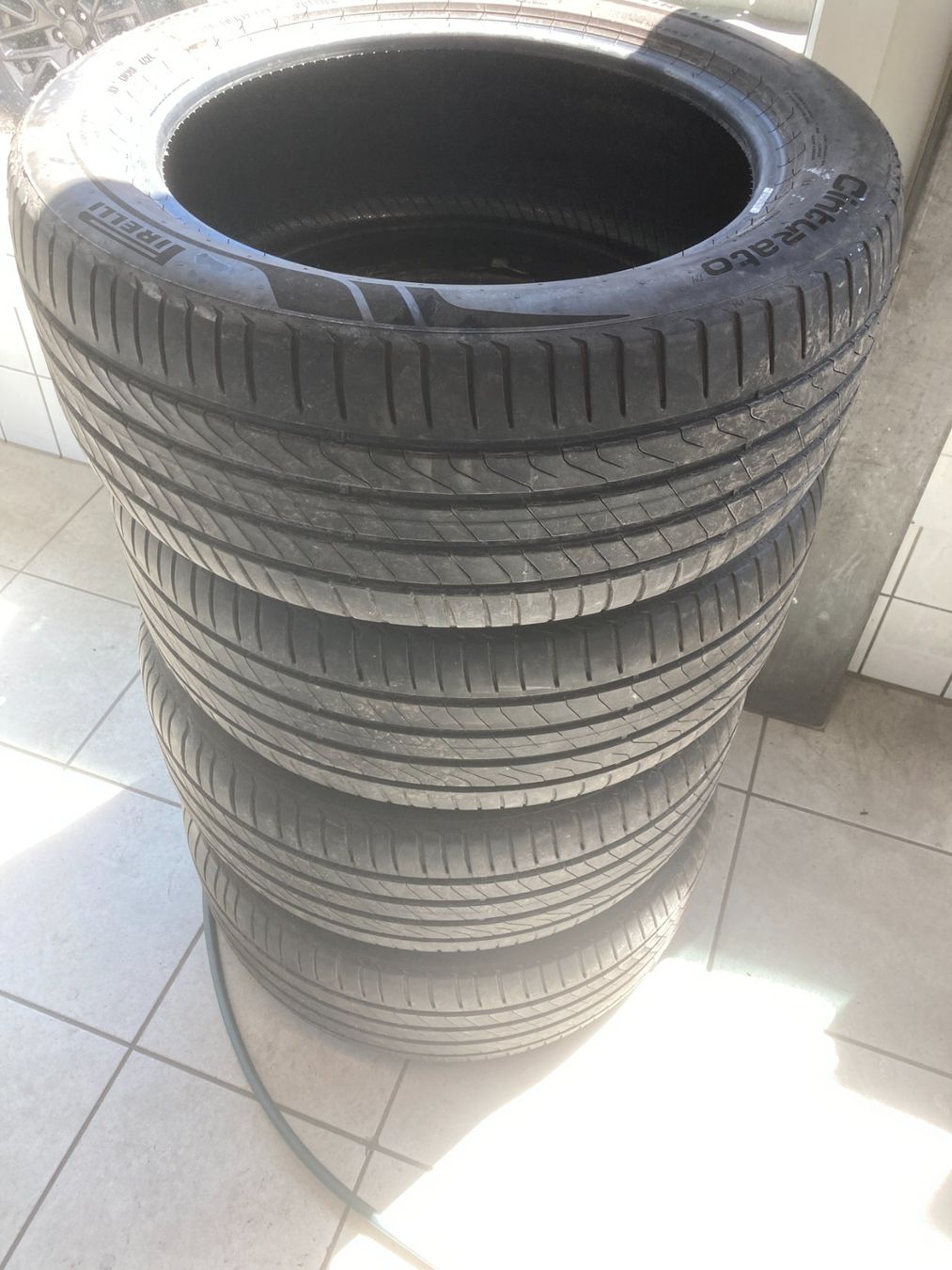 Pirelli Pneumatici & Ruote complete: 225/50R17 Sommerpneu Pirelli – Usato da Cham venduto da WB2223