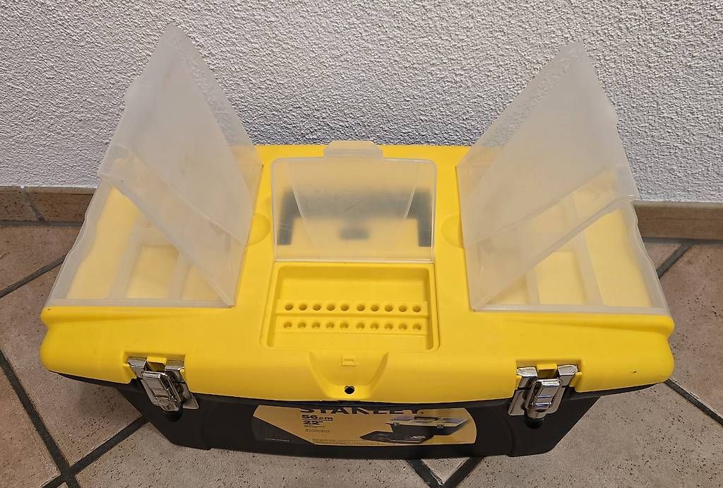 Stanley Reisekoffer: Werkzeugbox Stanley – Gebraucht aus Triesen von JuventusTurin1897 1