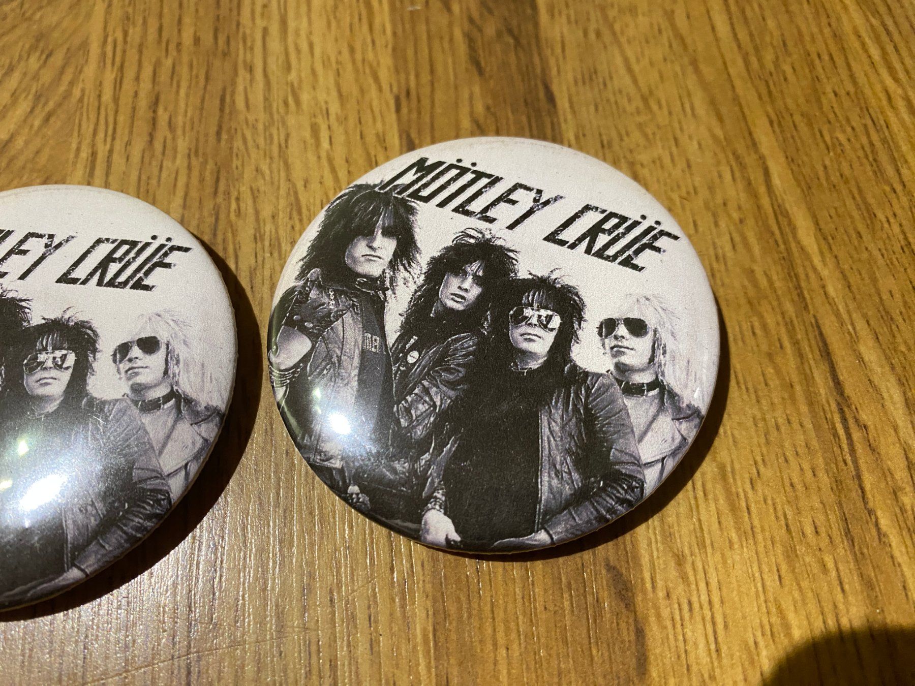 Plaketten & Abzeichen: Mötley Crüe - Magnet & Ansteck Badges! – Neu (gemäss Beschreibung) aus Basel von FatCatPacksTheRatt 4