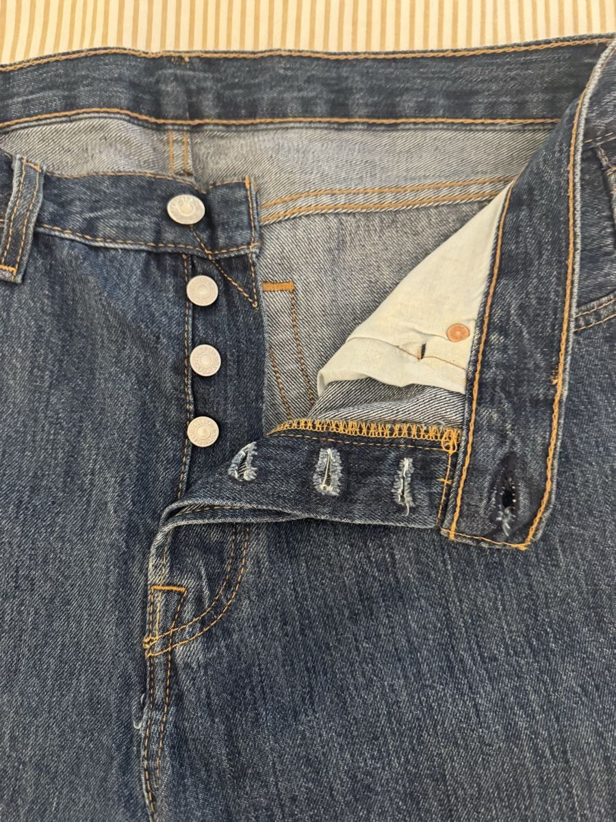 Levi's Jeans: LEVIS HOSE 42 NEU – Nuovo (secondo la descrizione) da Niederrohrdorf venduto da 05f_qbj6 2