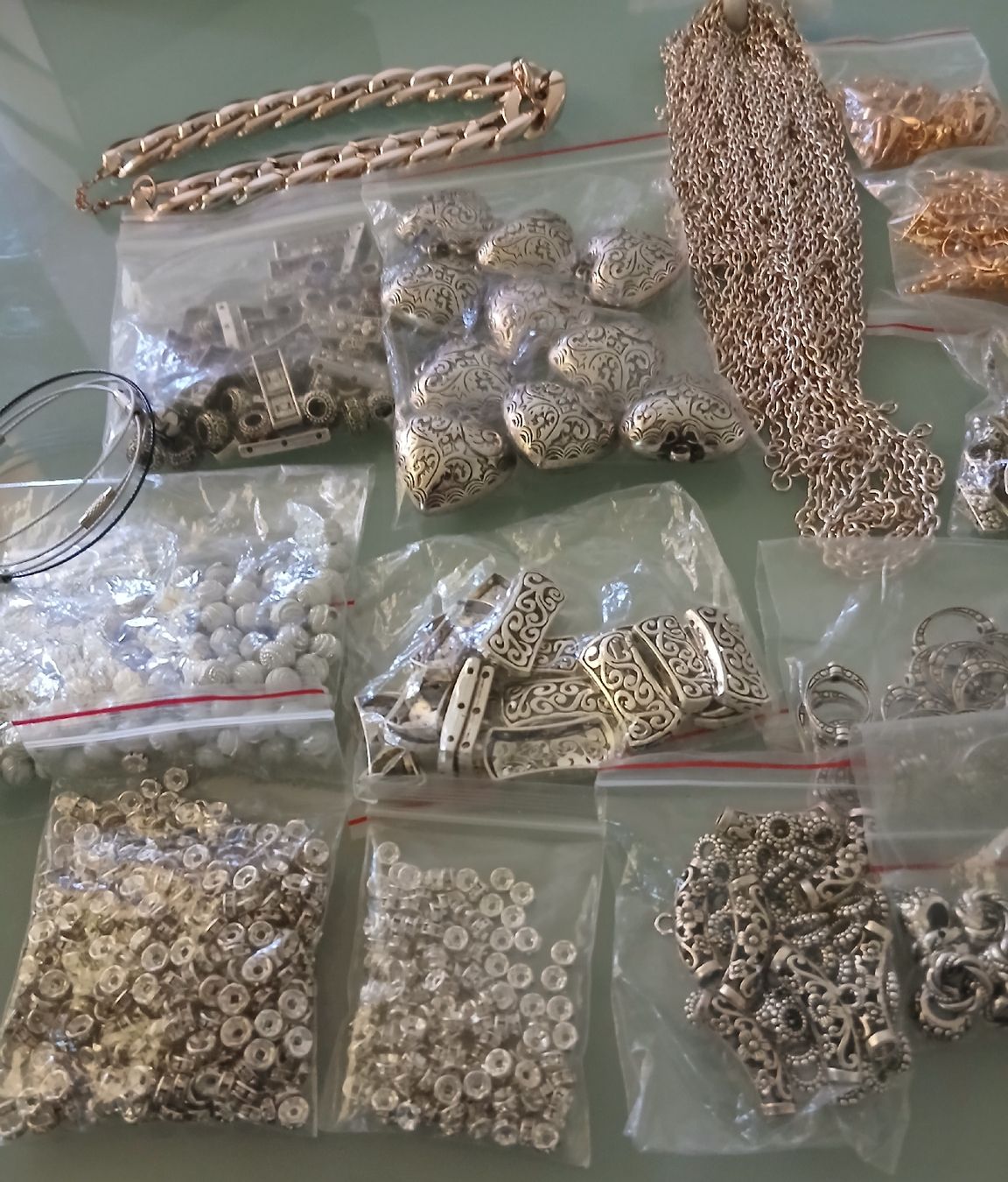 Kit bricolage: Restpostenpaket zum Schmuck basteln – Nuovo (secondo la descrizione) da Stansstad venduto da mikamo