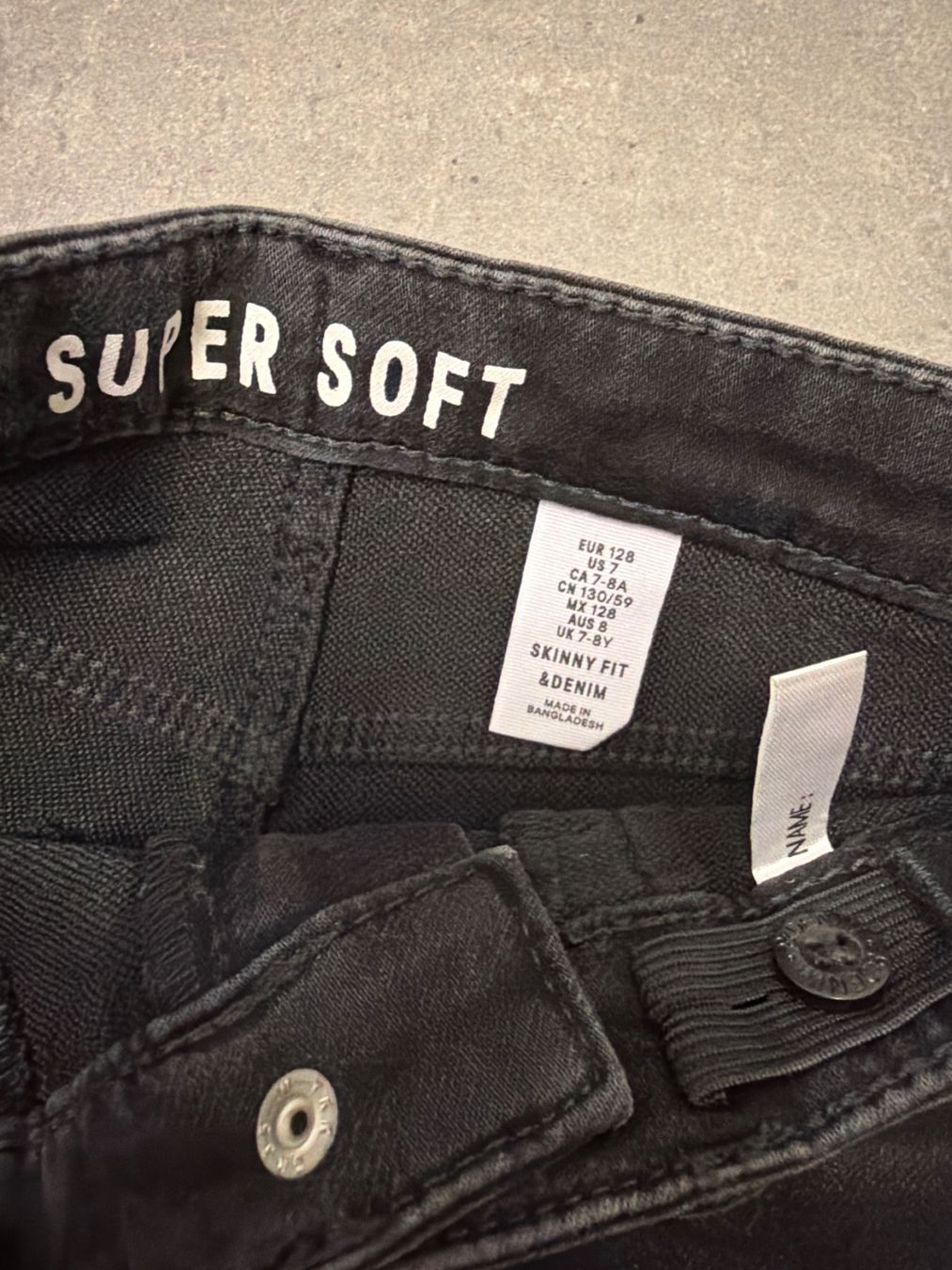 H&M Pantaloni: Jeggins / Jeans von H&M – Nuovo e nell'imballaggio originale da Steffisburg venduto da elle013 1