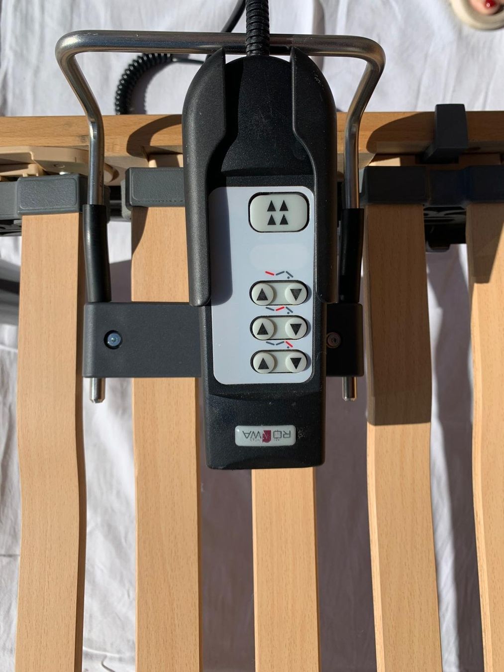 Letti: Elektrisch Verstellbares Bettgestell  Röwa Ecco 2 – Usato da Grossdietwil venduto da fab_8bdy 4