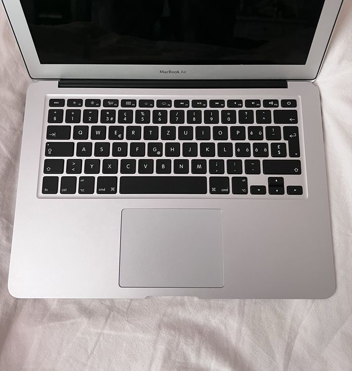 Apple Notebook: Macbook Air 13" (2015) – Usato da Rifferswil venduto da lunaamoon 2