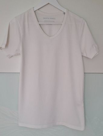 T-Shirt Herren V-Ausschnitt Grösse M