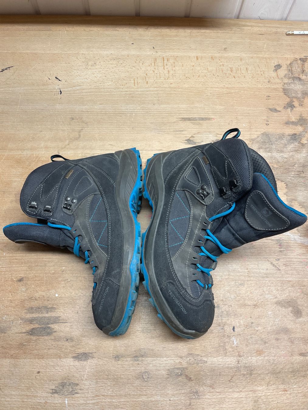 Trevolution Scarpe da uomo: Wanderschuhe – Usato da Zimmerwald venduto da fuerue 2