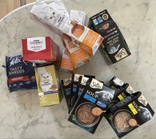 Verschiedenes Katzennassfutter