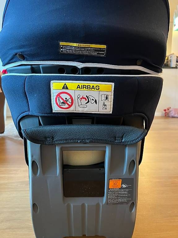 Auto-Kindersitze: Siège auto bébé Combi / Babyschale Autositz Combi – Gebraucht aus Winterthur von ala_m9hf 3