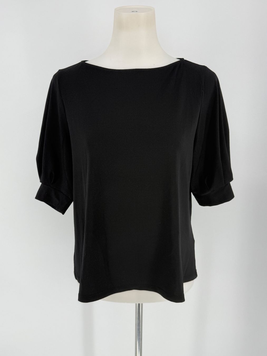 T-shirt: Shirt mit Puffärmeln Gr. M von H&M – Usato da Auenstein venduto da moin.