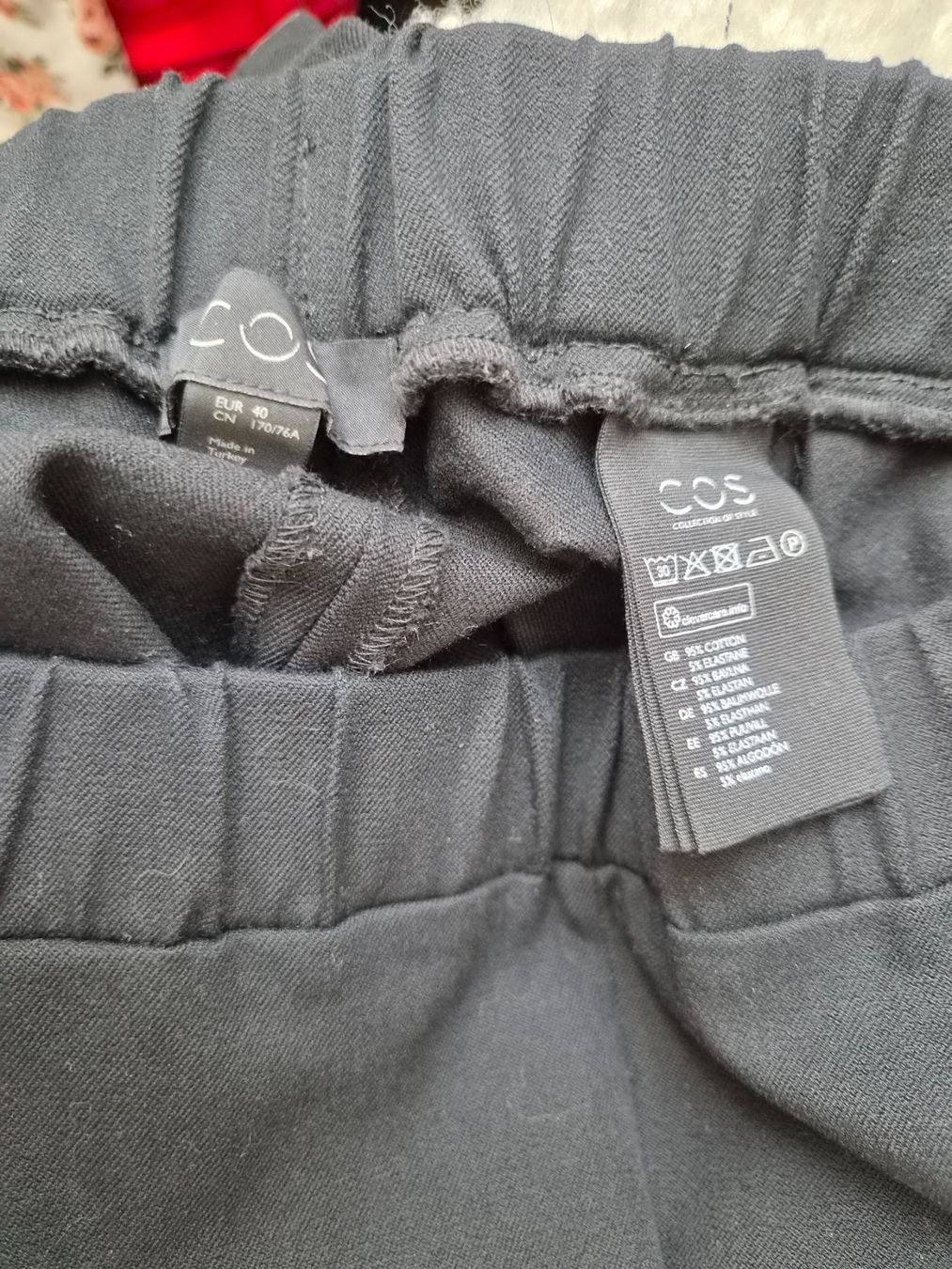Cos Pantaloni: COS schöne Hose Gr. 40 – Usato da Frenkendorf venduto da Chrigeli01 3