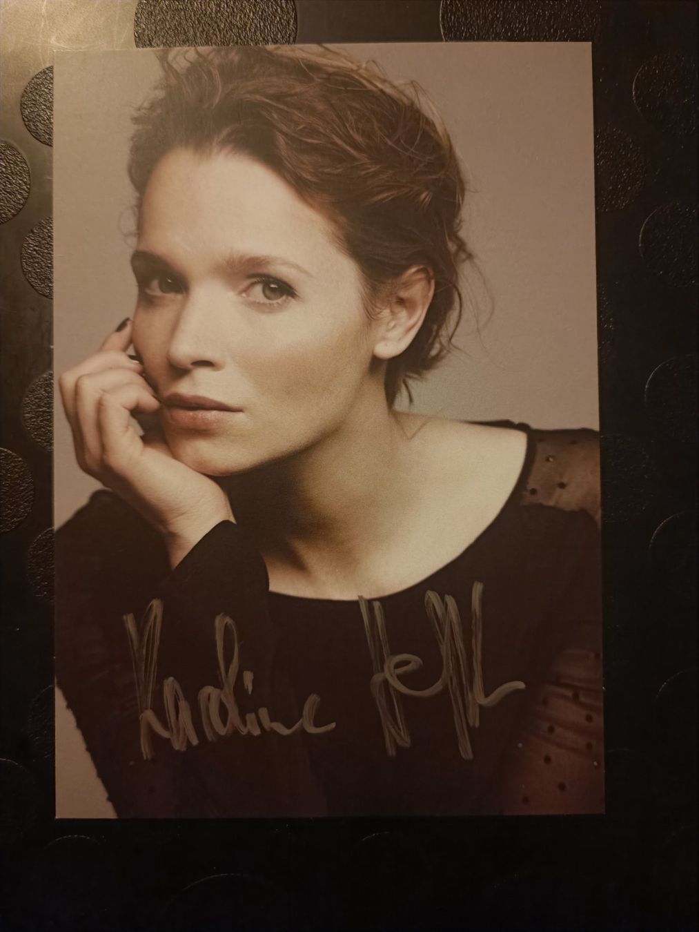 Autografi: Karoline Herfurth - handsigniert – Usato da Menziken venduto da Artographs