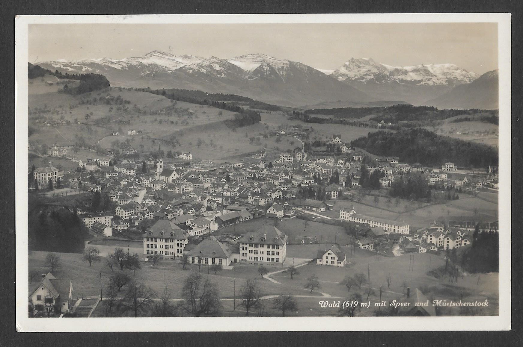 Cartoline postali: Wald mit Speer und Mürtschenstock – Usato da Olten venduto da clotaldi