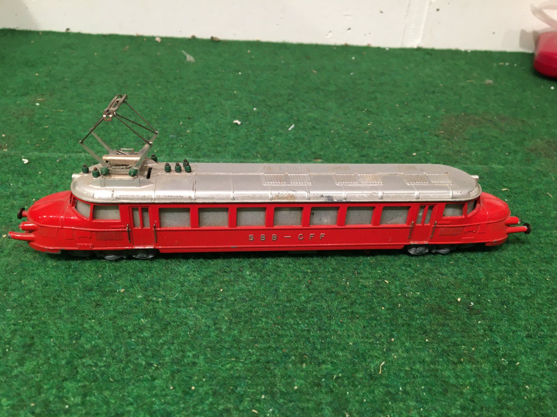Hag Modellini di ferrovie: HAG  Roter Pfeil – Usato da Binz venduto da Dsc1 1