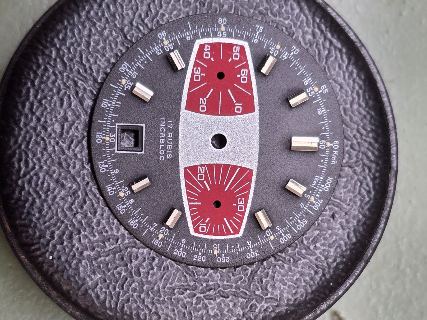 Orologi: cadran pour chronographe – Usato da Tramelan venduto da Nirdan 1