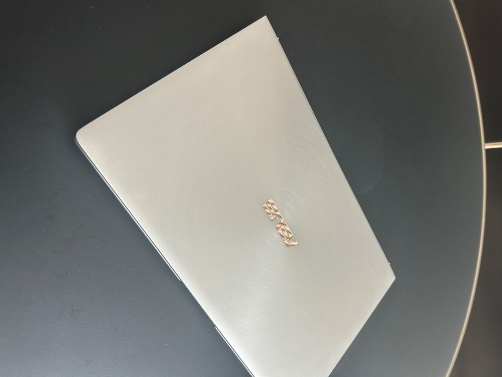 Asus Portables: ASUS Notebook ZenBook UX433F – D'occasion à Emmen par snoerre69
