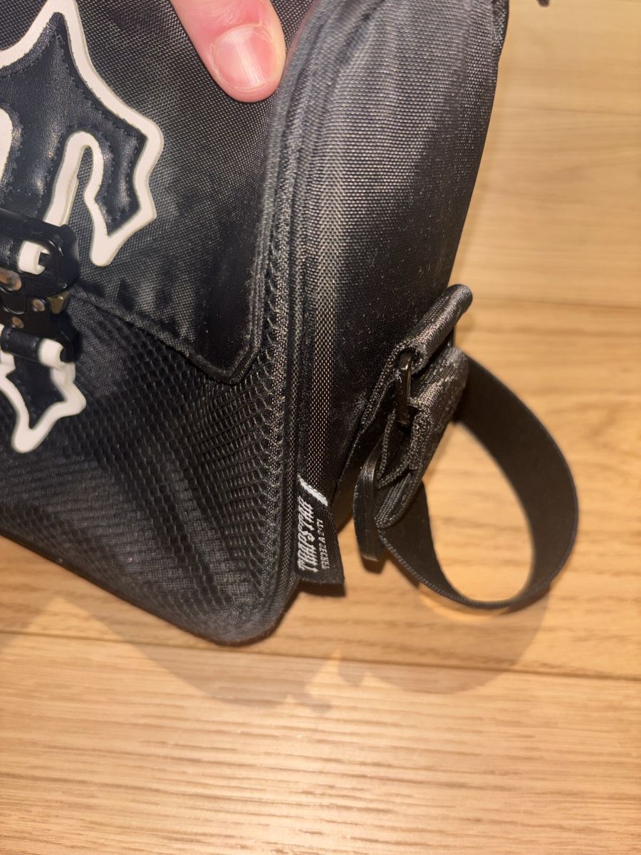 Taschen: Trapstar Bag – Gebraucht aus Bassersdorf von le.vi546 1