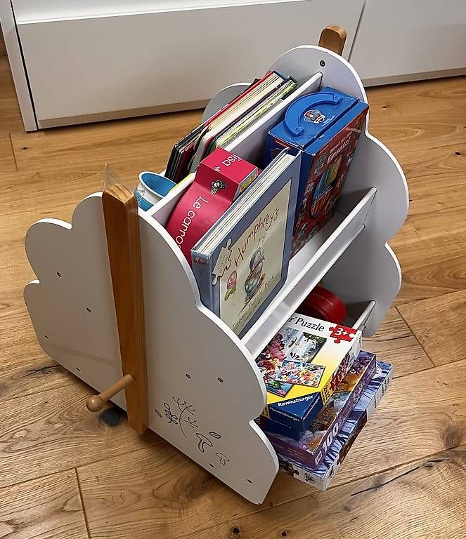 Scaffali: Mobiles Bücherregal auf Rollen – Usato da Rottenschwil venduto da ved_5fbg 1
