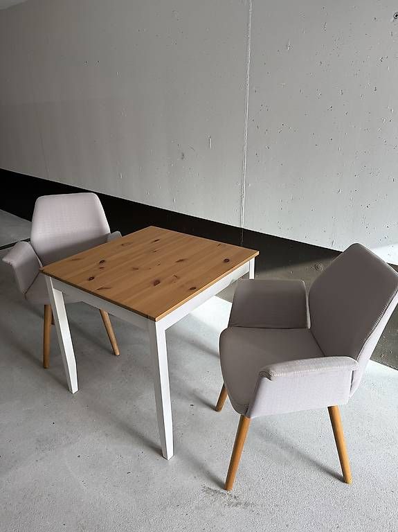 Set di tavolo e panche: Tisch und 2 Stühle – Usato da Wollerau venduto da isa_fx8n 4