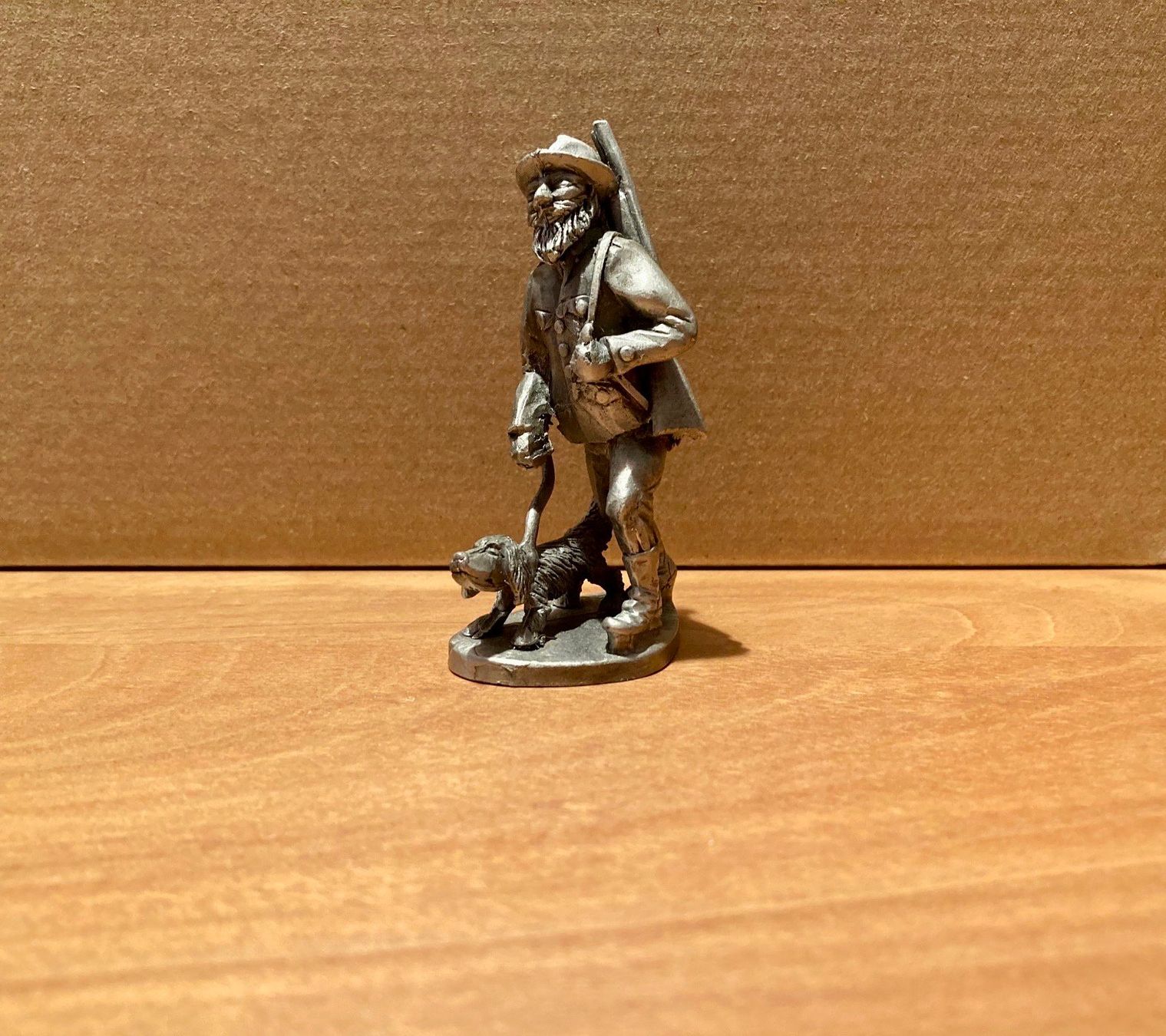 Figuren: Zinnfigur, Jäger mit Hund – Gebraucht aus Zürich von