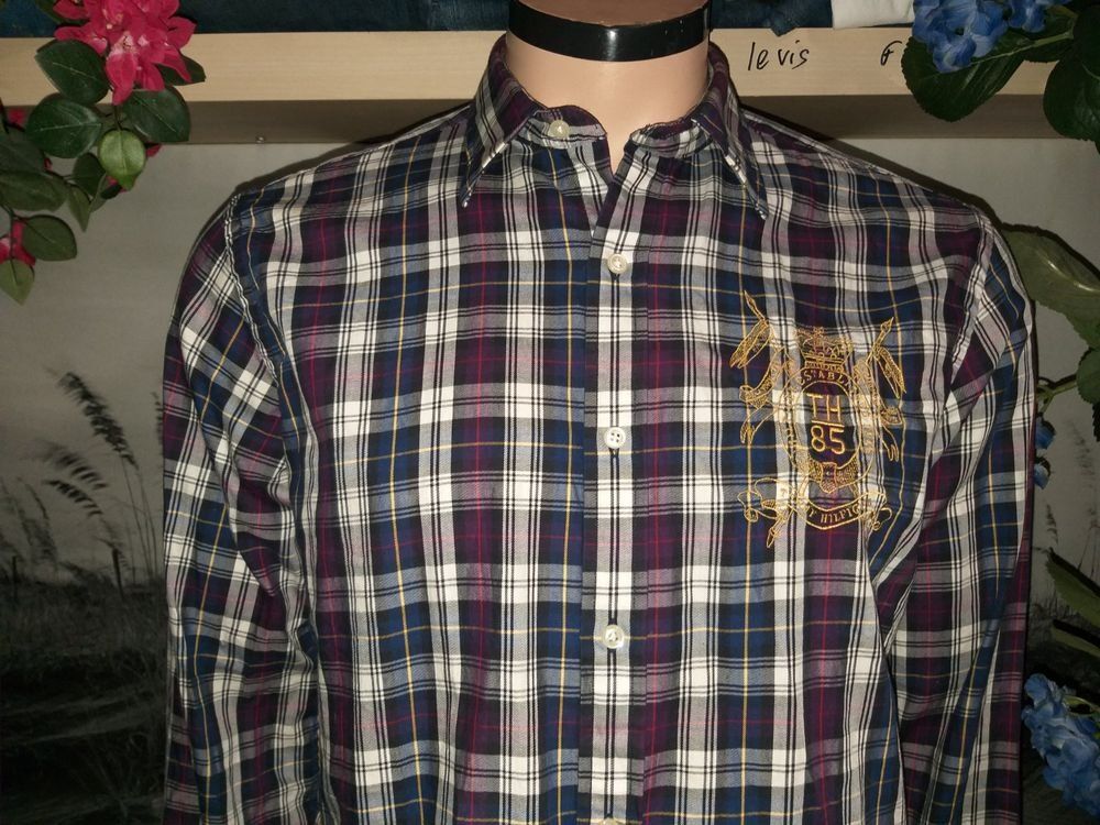Tommy Hilfiger Camicie: Chemise / Hemd TOMMY HILFIGER    Taille / Grosse M ...... – Usato da Cossonay-ville venduto da Super-Price-Quality 1