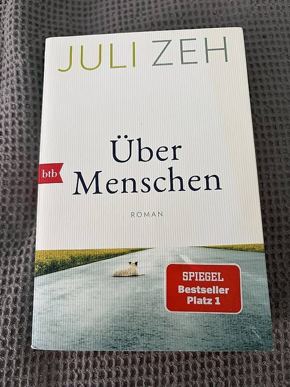 Libri: Buch: Über Menschen Juli Zeh – Usato da Sevelen venduto da mar_gq8k