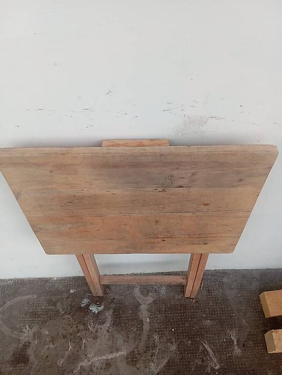 Tables: Balkon tischli klappbar – D'occasion à Basel par Petergunn 1