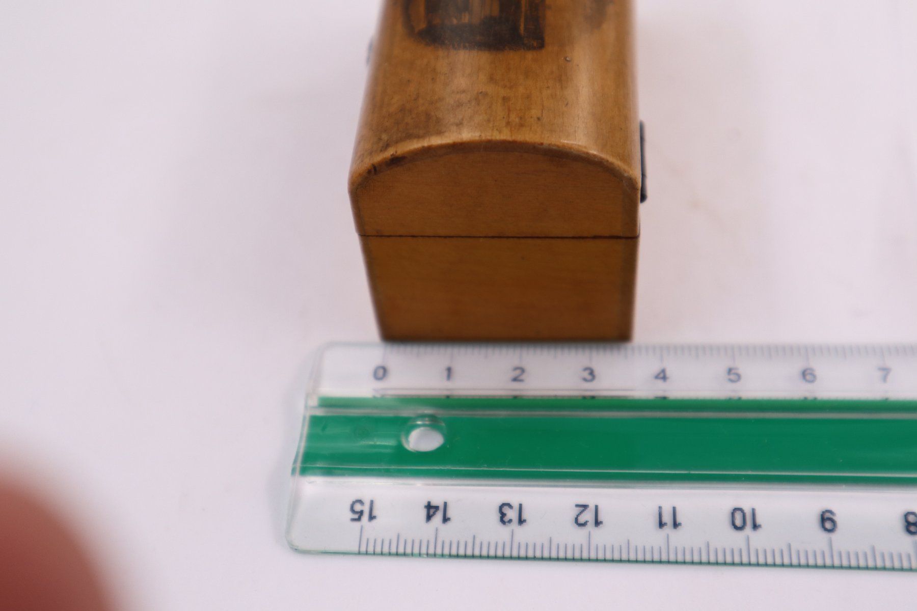 Truhen: Maucheline Ware Mini Holz Truhe Newquai – Gebraucht aus Baden von swiss-alps 5
