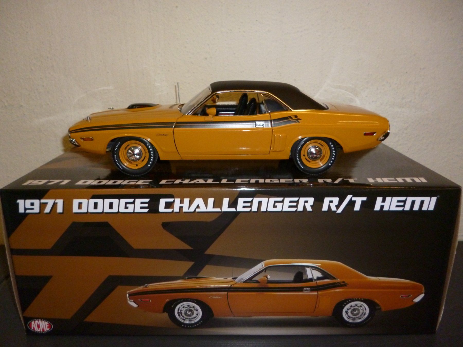 Dodge Modellautos: Dodge Challenger 426 Hemi 1971 1:18 ACME – Neu und originalverpackt aus Niederwil SG von Kaicorner03