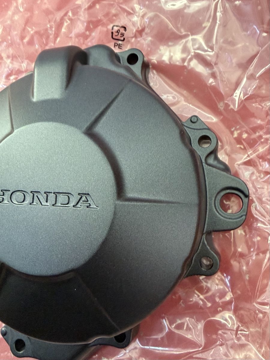 Honda Tutti i ricambio per moto: Deckel Generator Honda 11321-MFG-305 – Nuovo (secondo la descrizione) da Naters venduto da Kev1998 2