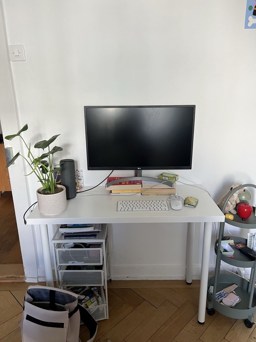 Scrivanie: IKEA desk – Usato da Zürich venduto da silviaemme 1