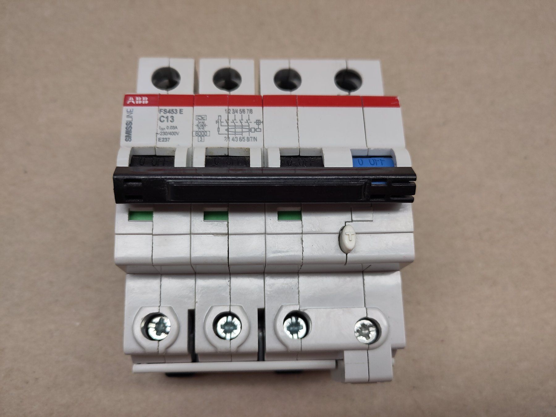 ABB Interrupteurs: FI-LS ABB C 13A 30mA 4polig FS453 E – D'occasion à Schmitten FR par SirLanzelot 1