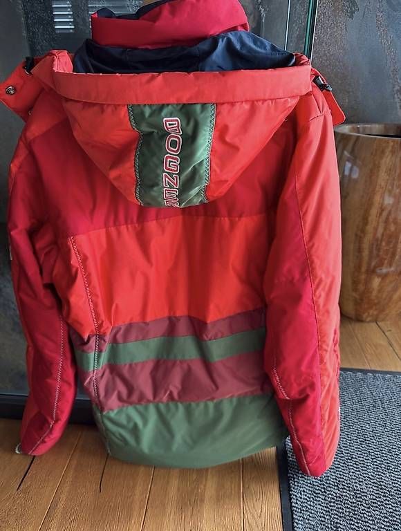 Bogner Giacche: Bogner jacke grosse 50 oder M/L – Usato da Winterthur venduto da Lazaro81 2