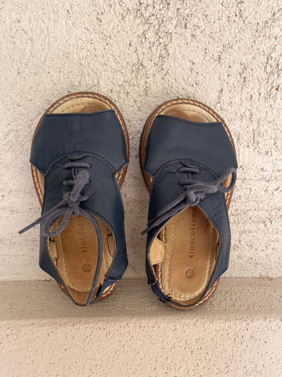Scarpe per ragazzi: Tinycotton sandals Gr. 25 – Usato da Basel venduto da luk_stein